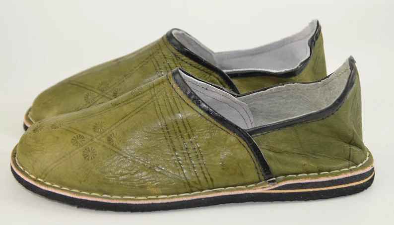 Babouche Berbère Authentique - Extrémité Arrondie - En Cuir Vert d'eau