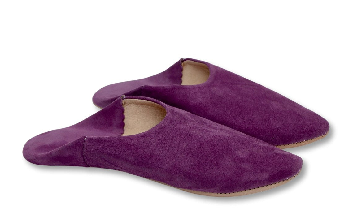 Babouches en Daim Violet pour Femme : Confort, Élégance Durable, et Charme Artisanal avec Bout Pointu