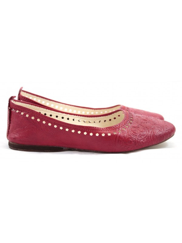Ballerines en Cuir Rouge: Élégance et Confort Artisanaux