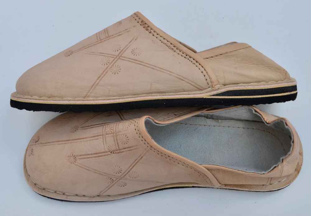 Babouche Berbère Authentique - Extrémité Arrondie - En Cuir naturel Beige