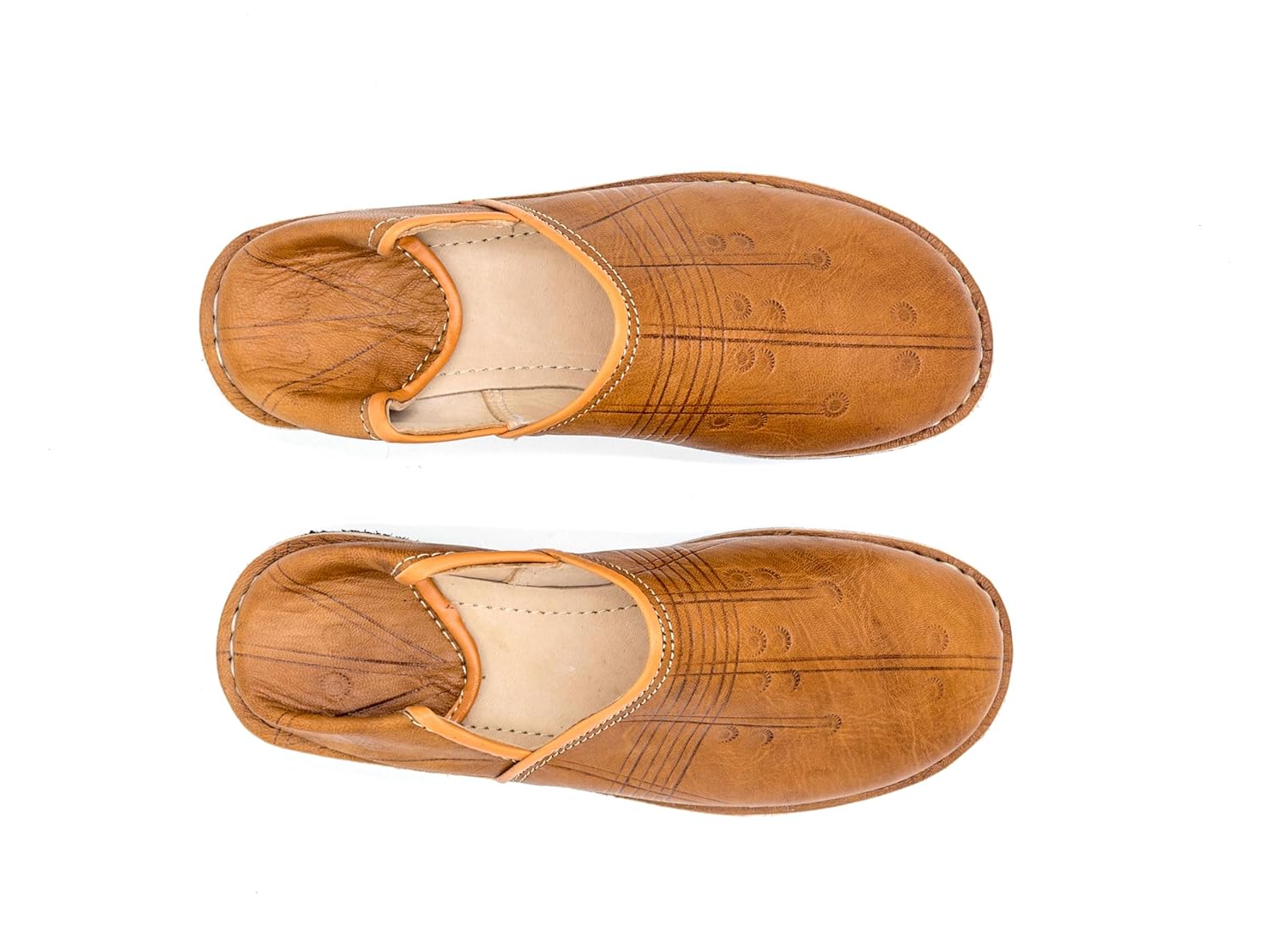 Babouche Berbère Authentique - Extrémité Arrondie - En Cuir Marron camel