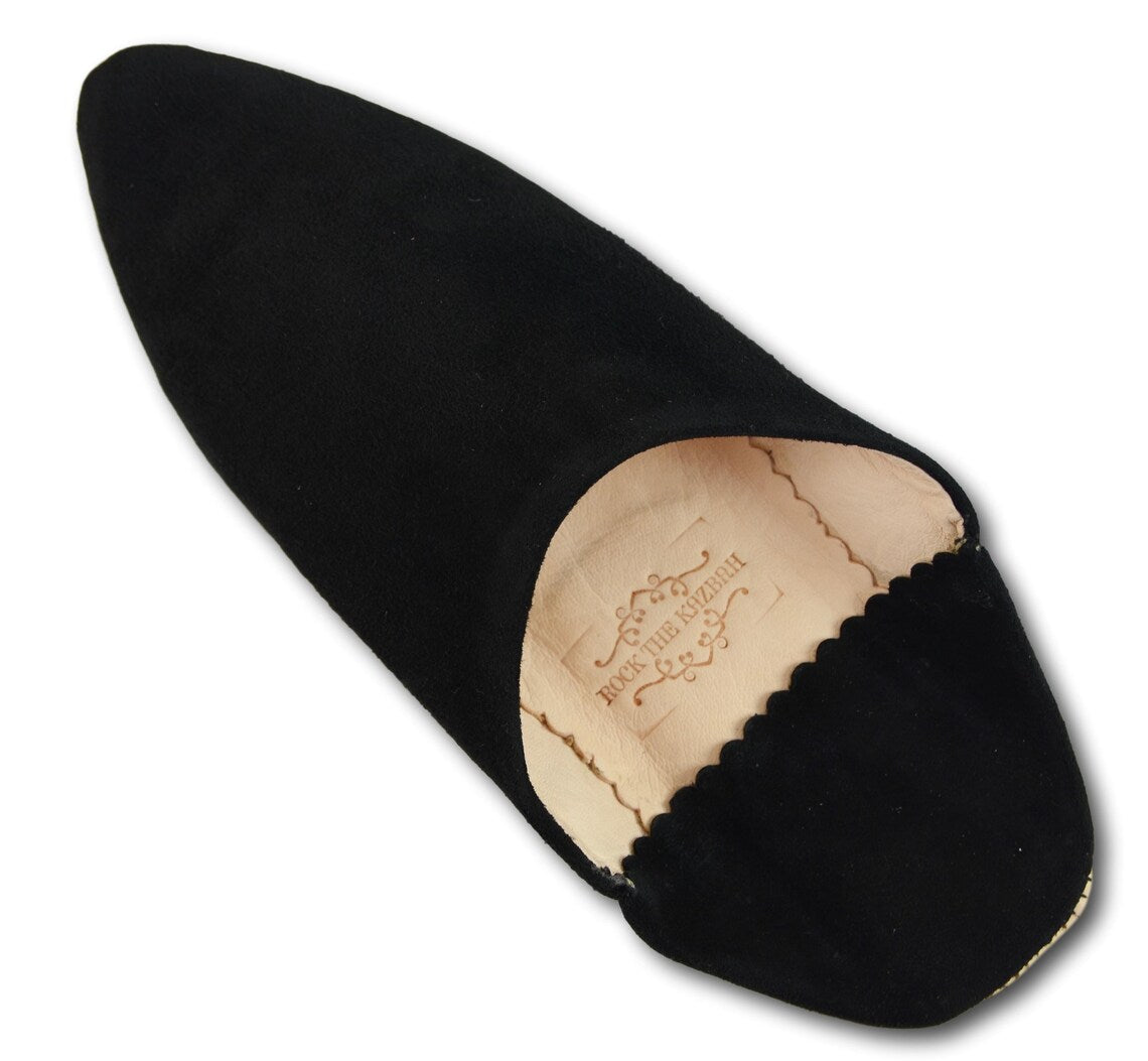 Babouches en Daim Rose pour Femme : Confort, Élégance Durable, et Charme Artisanal avec Bout Pointu