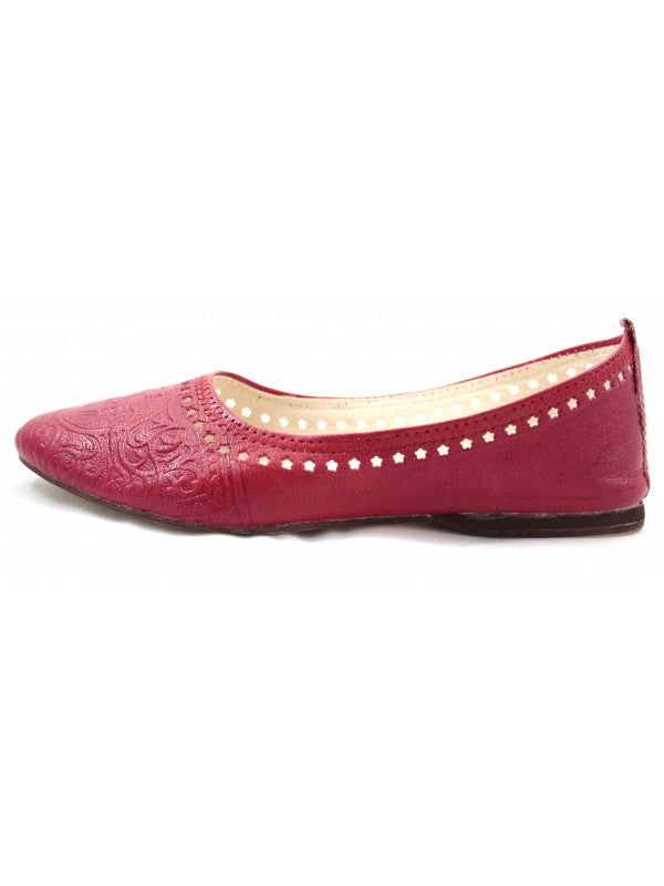 Ballerines en Cuir Rouge: Élégance et Confort Artisanaux