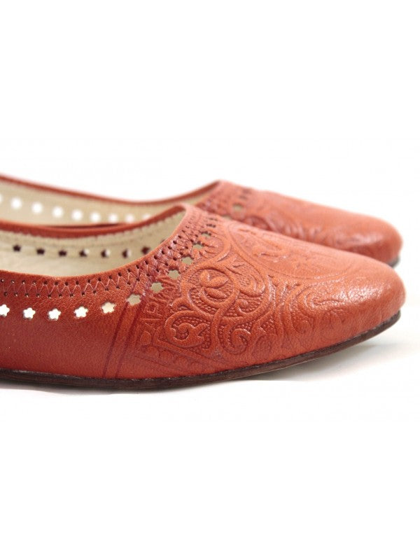 Ballerines Orange en cuir Marocain : Élégance et Confort Artisanaux