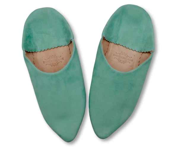 Babouches en Daim Bleues Turquoise pour Femme : Confort, Élégance Durable, et Charme Artisanal avec Bout Pointu