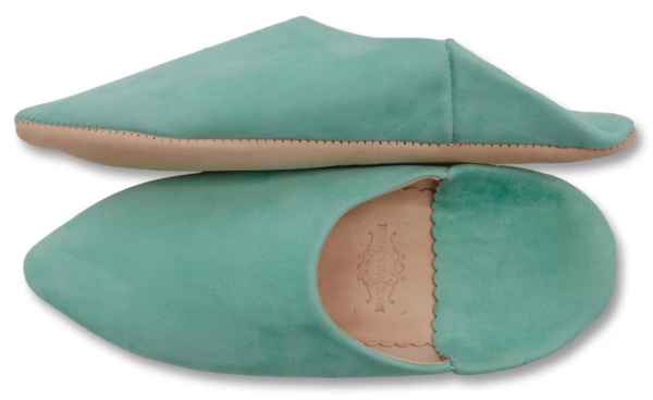 Babouches en Daim Bleues Turquoise pour Femme : Confort, Élégance Durable, et Charme Artisanal avec Bout Pointu